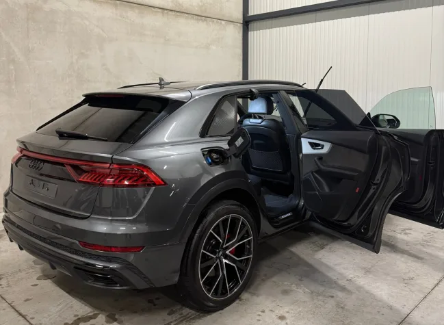 Audi Q8 schoongemaakt
